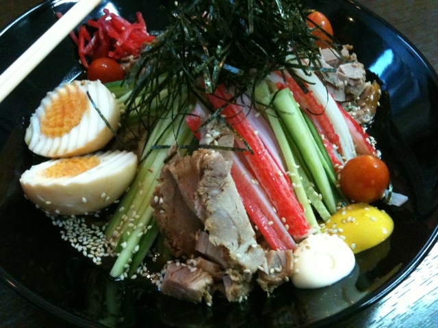 Ramen at Ra-men Restaurant